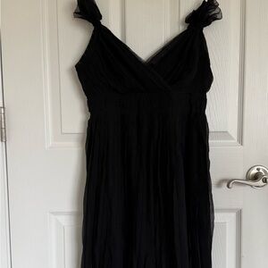 Womens Club Monaco Black Pleated Sydney Silk Dress Size 4